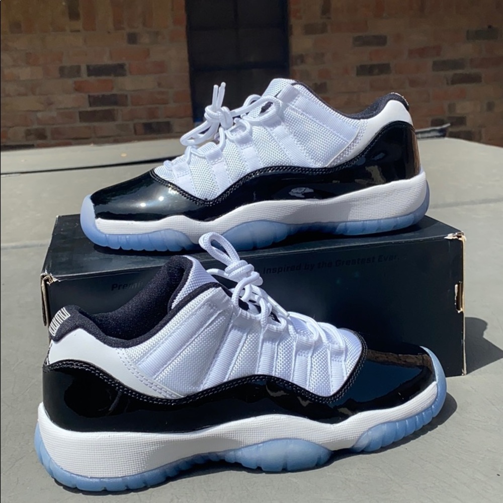 SOLD Boy’s Jordan Retro 11 “Concord” BG Size 4Y